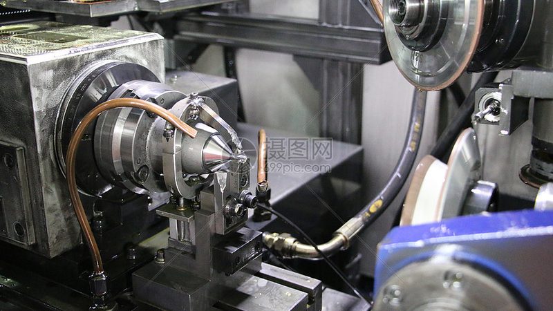 德国加工中心型号解析：揭秘其核心参数与工艺优势